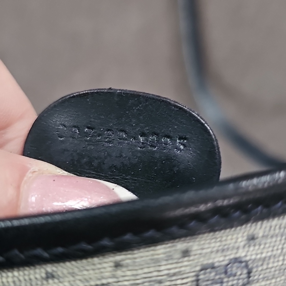 GUCCI Navy Blue Canvas Supreme Micro GG Blue Trim Crossbody Bag Authenticated - Picture 13 of 16